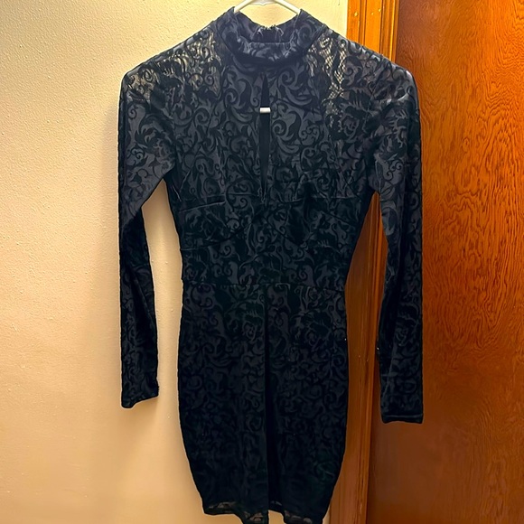 Windsor Black Sheer Patterned Mini Dress - Picture 2 of 6